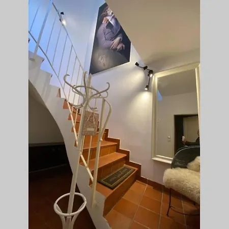Terrassen Appartement Ueber Den Daechern Von Krems Buitenkant foto